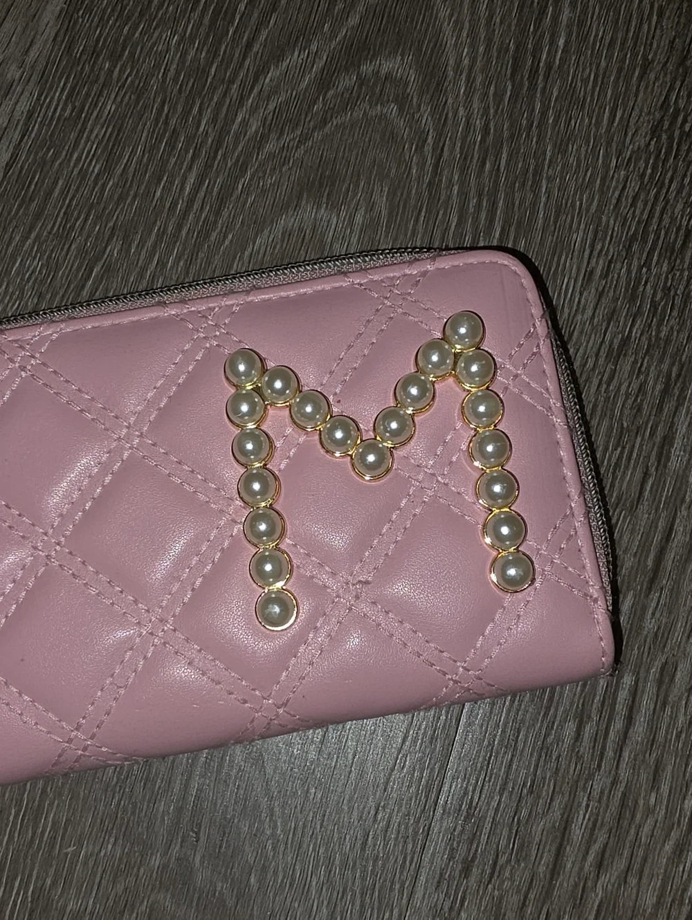 Zip Closure Pink And Pearl Wallet!! Large, Lots Of Storage, Like New